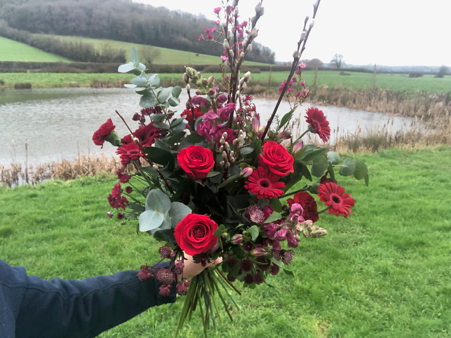 Bouquet to include Red Roses