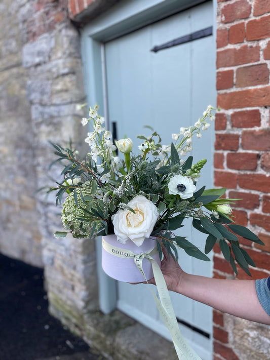 Hatbox Arrangement