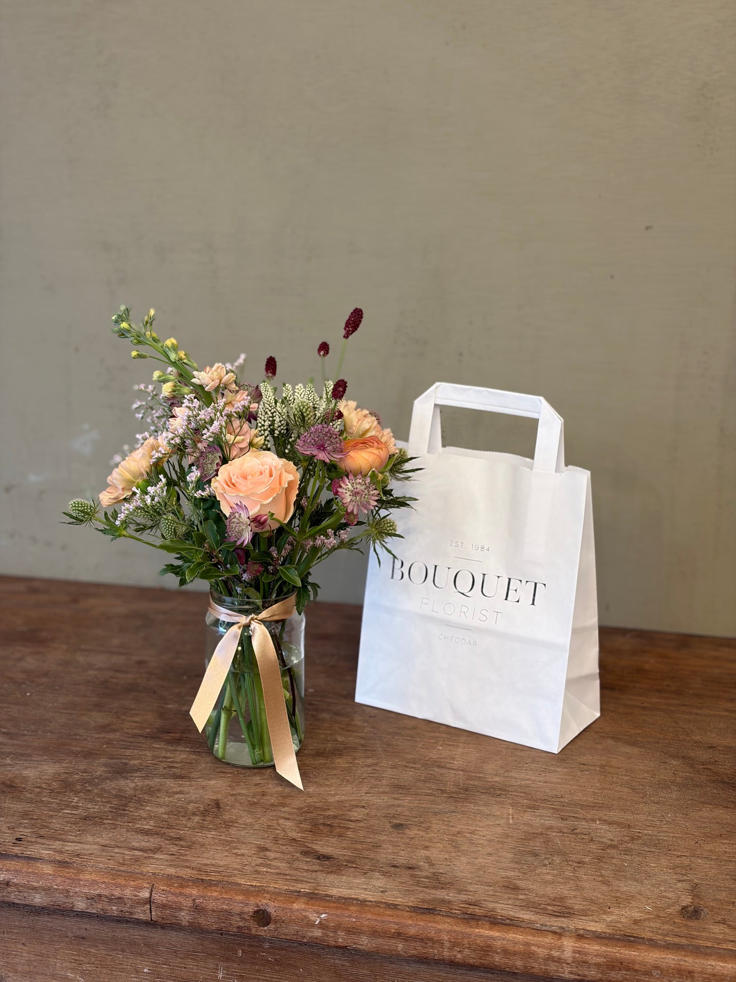 Pastel Jar Posy in Bag (£20 / £25)