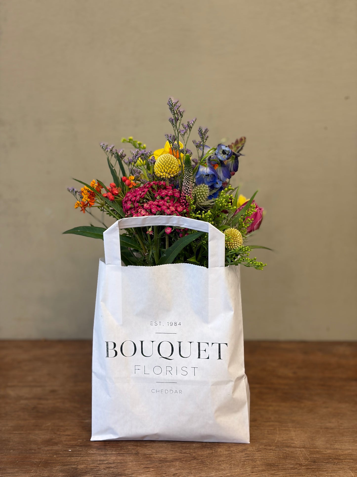 Colourful Jar Posy in Bag (£20 / £25)